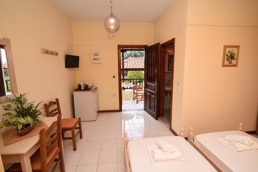Studios Filippos Скопелос Номер фото